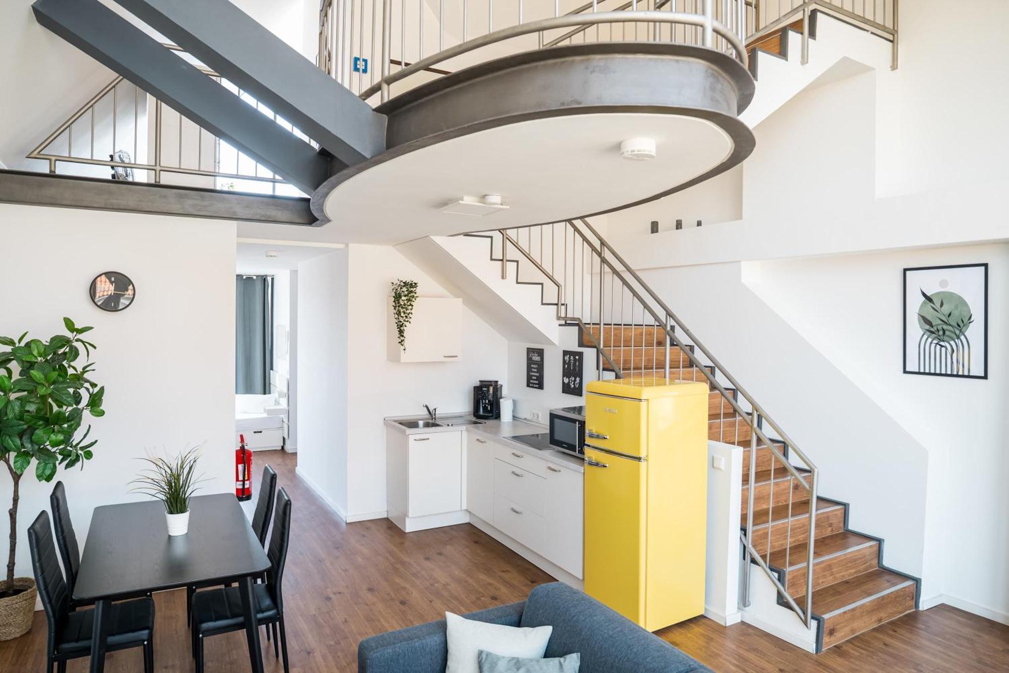 ベルリンFantastic Loft With Balconyアパートメント エクステリア 写真