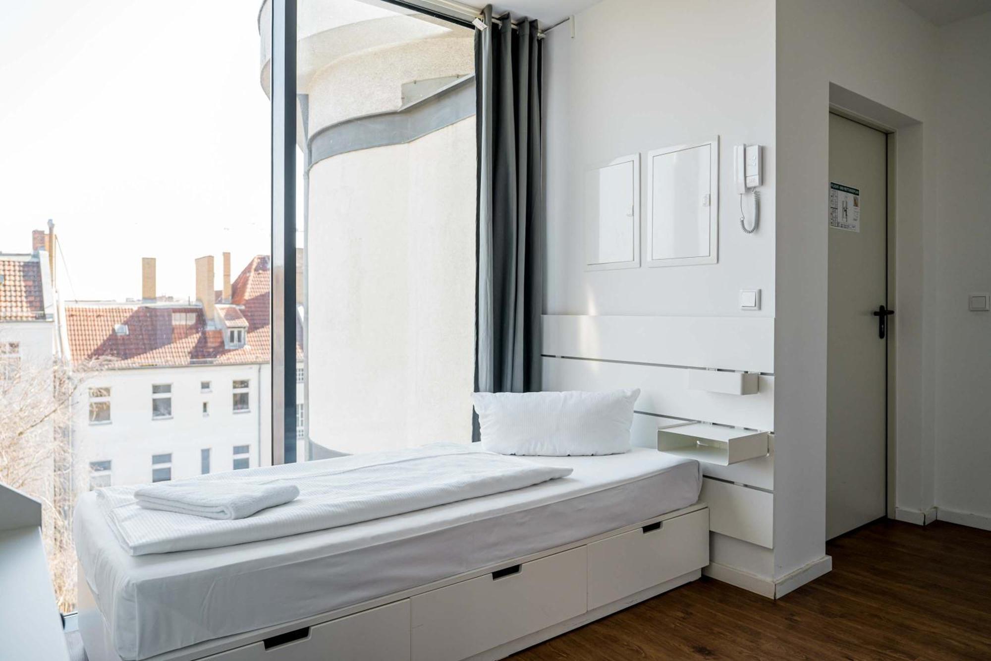 ベルリンFantastic Loft With Balconyアパートメント エクステリア 写真